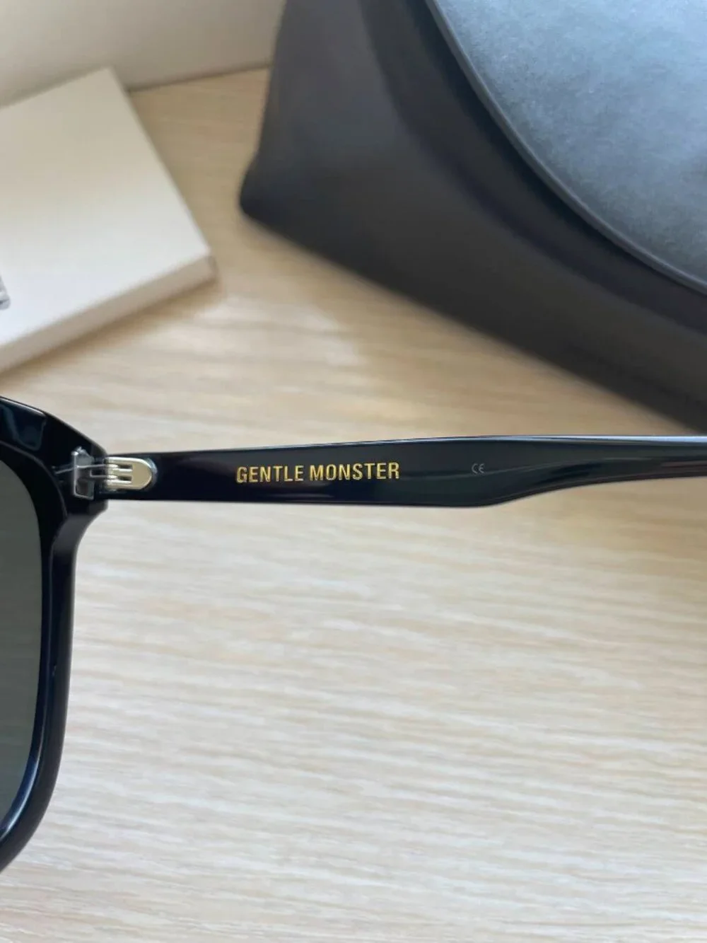 Gentle Monster FRIDA C1 Black Oversized Sunglasses